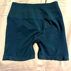 Alphalete workout shorts